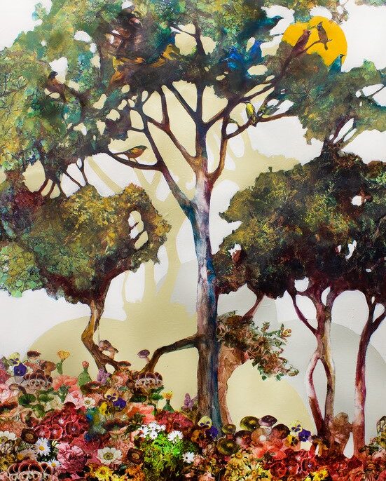 Det originale kunstverket "Arboretum #1" av kunstner Luis Bivar viser en surrealistisk skog med planter, blomster og dyr.