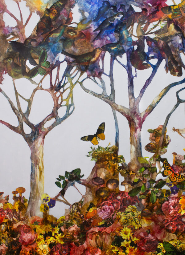 Det originale kunstverket "Arboretum #2" av kunstner Luis Bivar viser en surrealistisk skog med planter, blomster og dyr.
