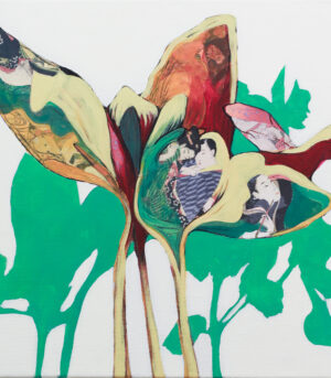 "Herbarium #5 After Sunga" er et lite originalt kunstverk på lerret av kunstner Luis Bivar i grønn og rødfarger. Motivet er surrealistisk hvor man finner mennesker inne i blomstene.