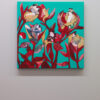 "Herbarium #6 After Sunga" er et lite originalt kunstverk på lerret av kunstner Luis Bivar i Turkis og rødtoner. Motivet er surrealistisk hvor man finner mennesker inne i blomstene.
