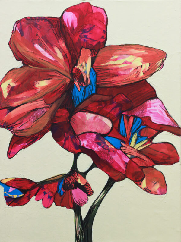 "Herbarium #9" er et lite originalt kunstverk på lerret av kunstner Luis Bivar. Motivet er en surrealistisk blomst i rød og rosa toner med blå detaljer.