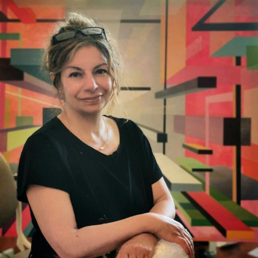 Bilde-Violet-Polsangi-foran-maleri-2-e1770130703465 Sebastian Slotte. Kunstnerprofil på Galleri GEO i Bergen